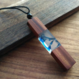 Wood resin necklace 